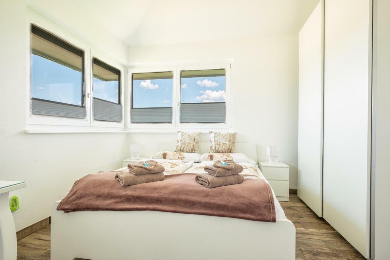 Luxurioese Penthaus Wohnung Аніф Екстер'єр фото