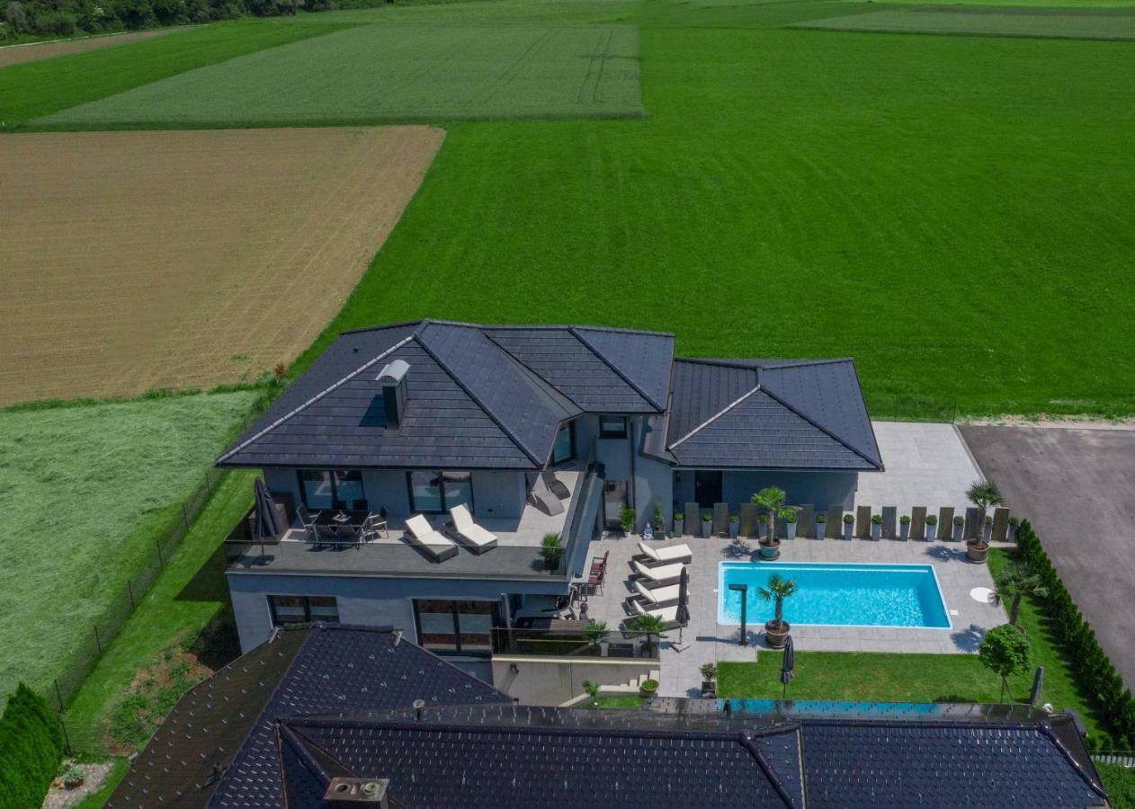 Luxurioese Penthaus Wohnung Аніф Екстер'єр фото